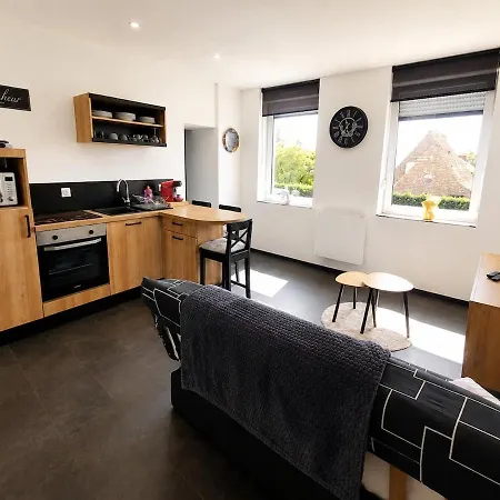 3, 1 Chambre, Parking Privé Bailleul (Nord)